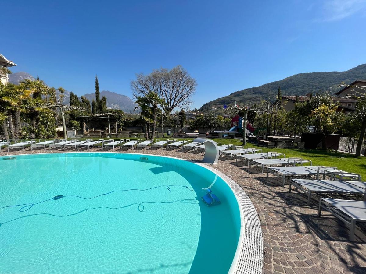 4 Limoni Apartment Resort Ρίβα ντελ Γκάρντα Εξωτερικό φωτογραφία